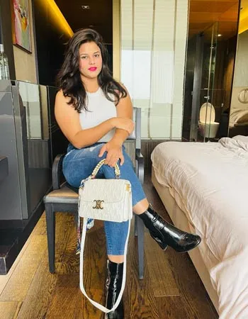 Gorgeous Mathura Call Girl